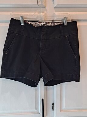 one 5 one Black Bermuda Shorts with Front Pockets Belt Loops Stretch Waist